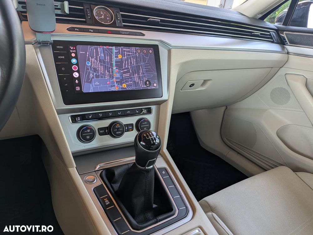 Volkswagen Passat 2.0 TDI R Executive - 8