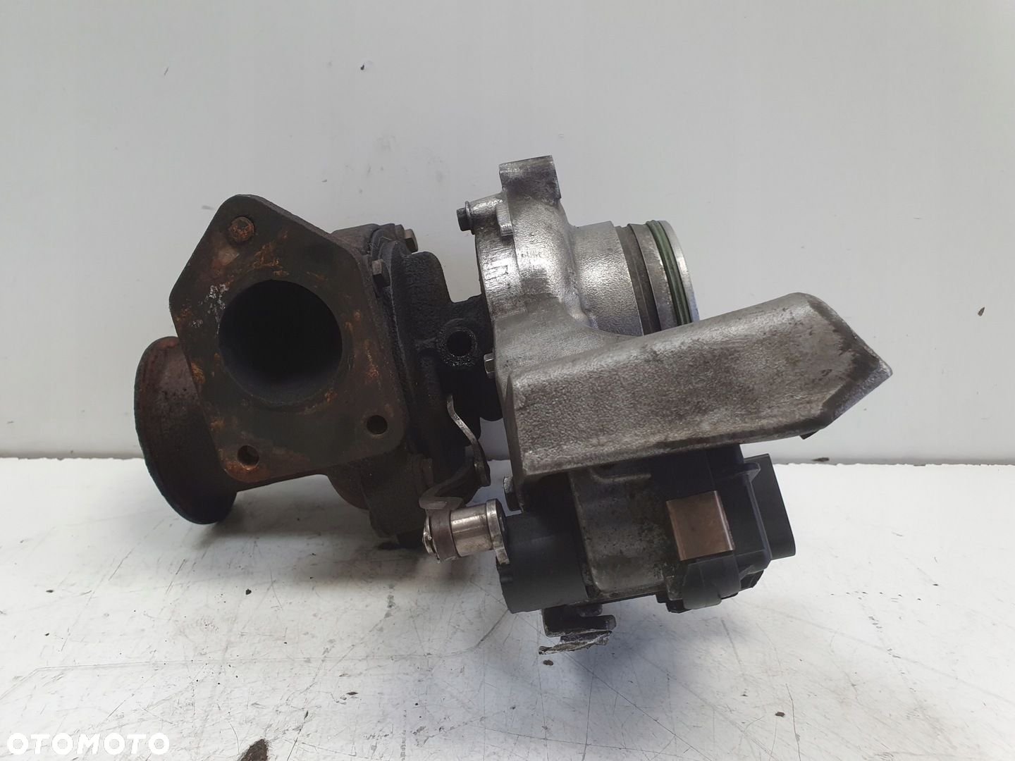 BMW E87 E90 E91 2.0 D N47 TURBOSPRĘŻARKA turbo 7810189C - 4
