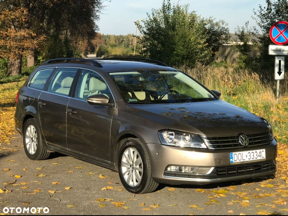 Volkswagen Passat - 4