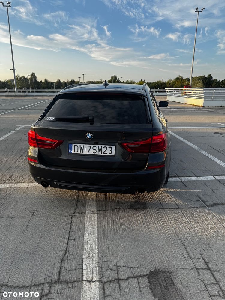 BMW Seria 5 520d Sport Line - 6