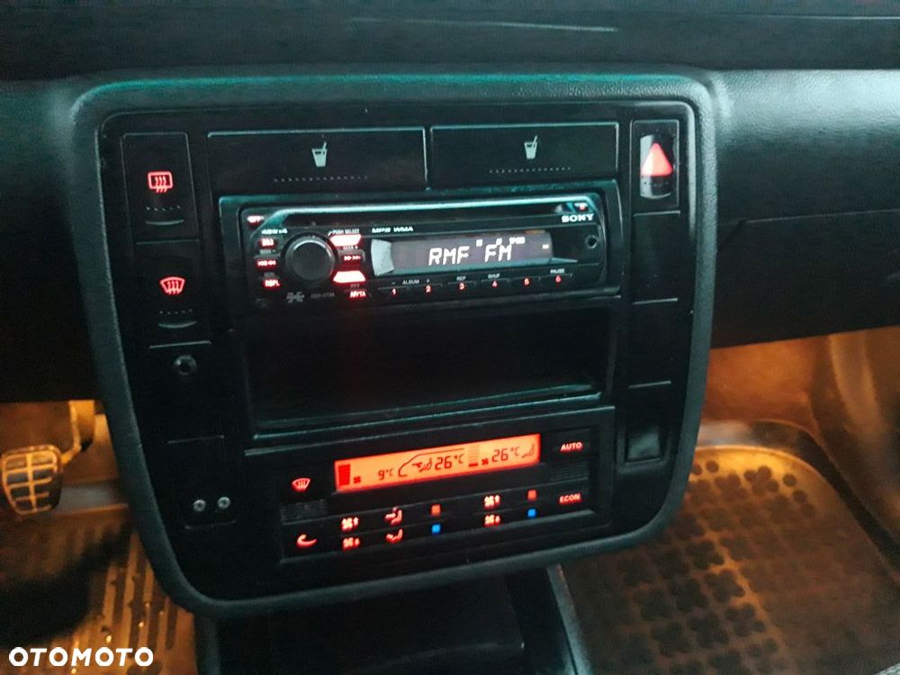 Seat Alhambra 1.9 TDI Sport - 8