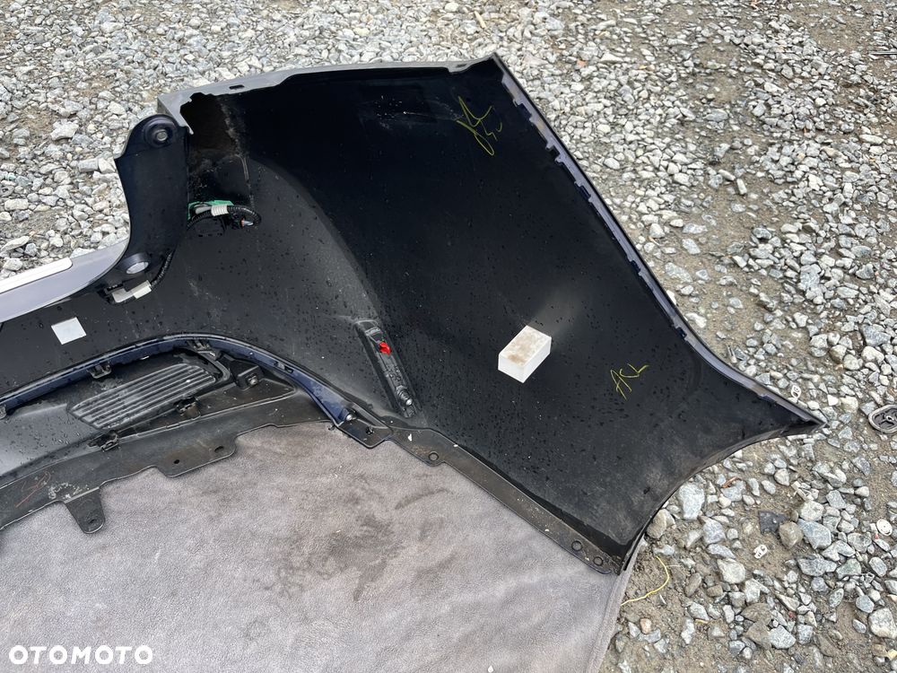 Zderzak tył 4xPDC Toyota Corolla E21 LIFT KOMBI 8X8 - 12