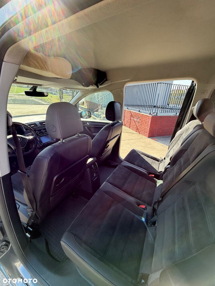 Volkswagen Caddy 2.0 TDI Highline 4Motion DSG - 11