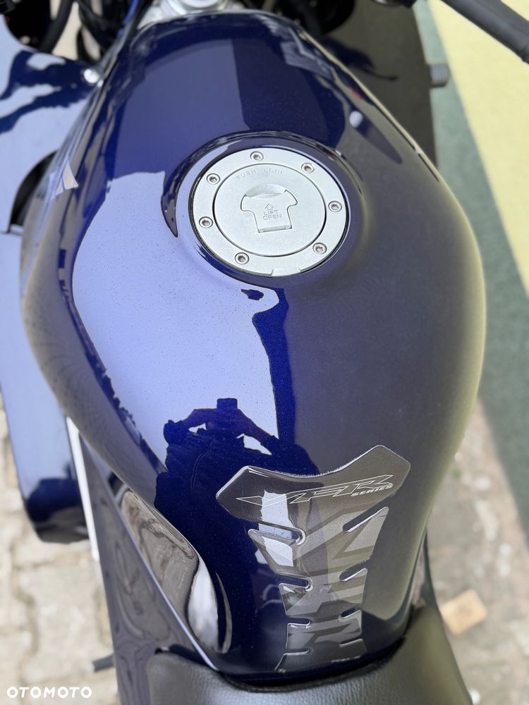 Honda VFR - 35