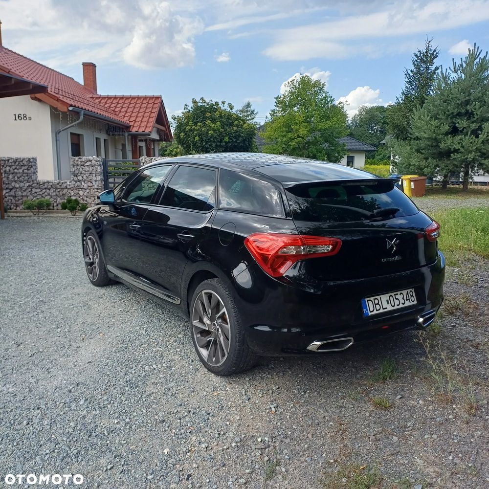 Citroën DS5 2.0 HDi Hybrid4 SoChic MCP - 3