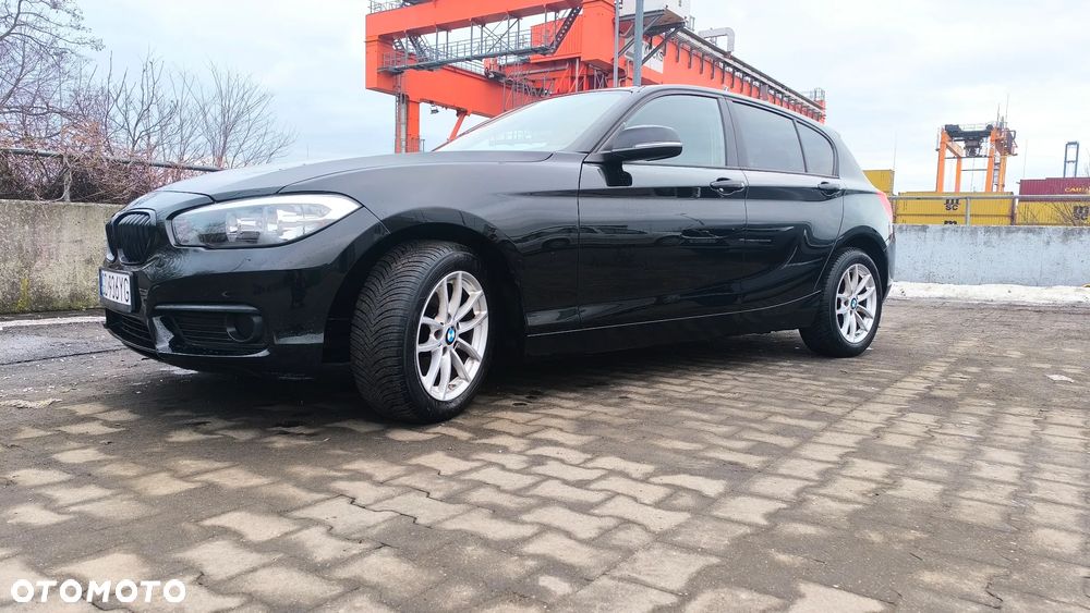 BMW Seria 1 116i - 4