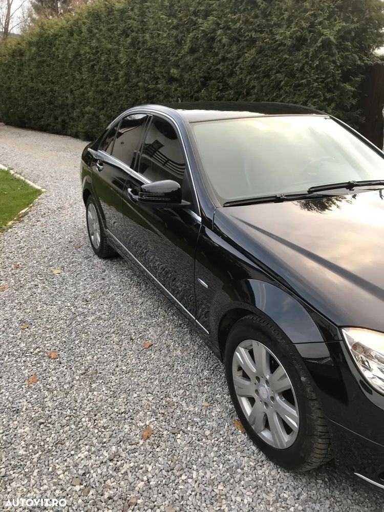 Mercedes-Benz C 180 BlueEFFICIENCY 7G-TRONIC Avantgarde - 4