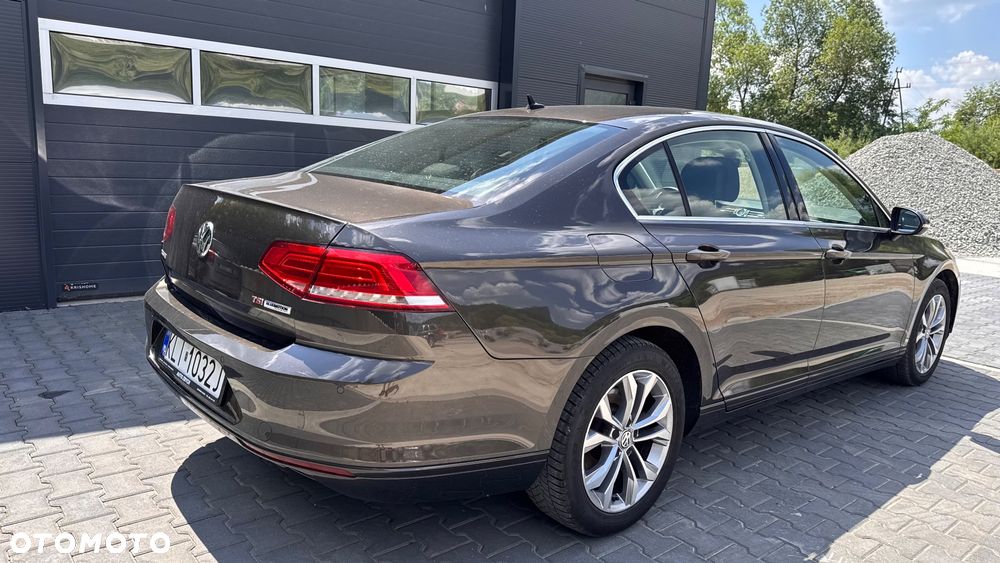 Volkswagen Passat 1.8 TSI BMT Comfortline - 8