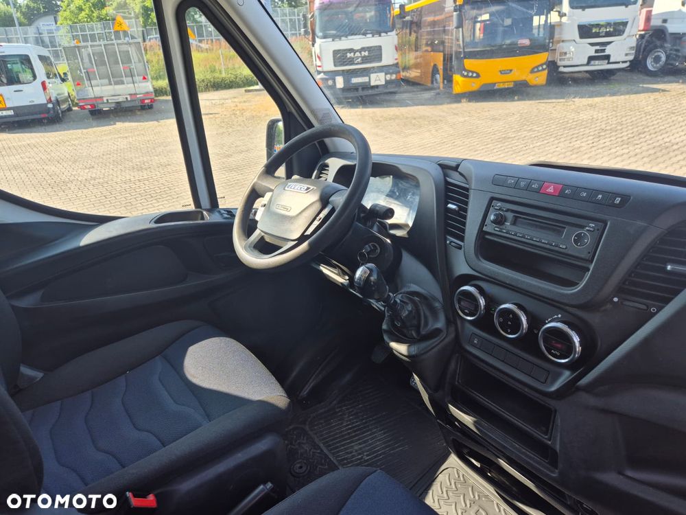 Iveco Daily 35S160 / BLASZAK / FURGON / BLIŻNIAK / 1WŁ / SERWISOWANY / PODNIESIONY / BEZWYPADKOWY - 21