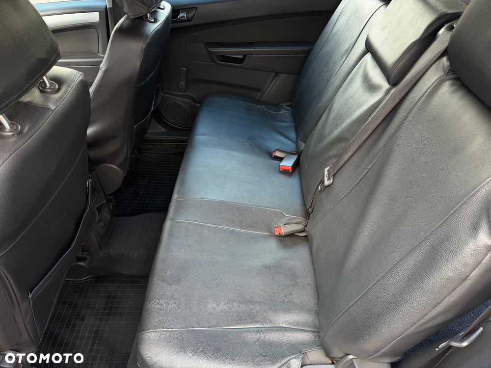 Opel Zafira 1.8 Family Plus - 24