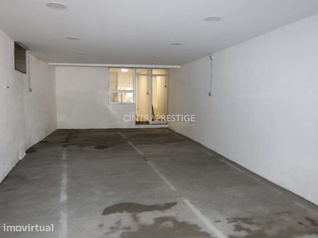 Arrendamento. Armazem/ Loja ou Garagem no centro vila Sintra. - Grande imagem: 5/14