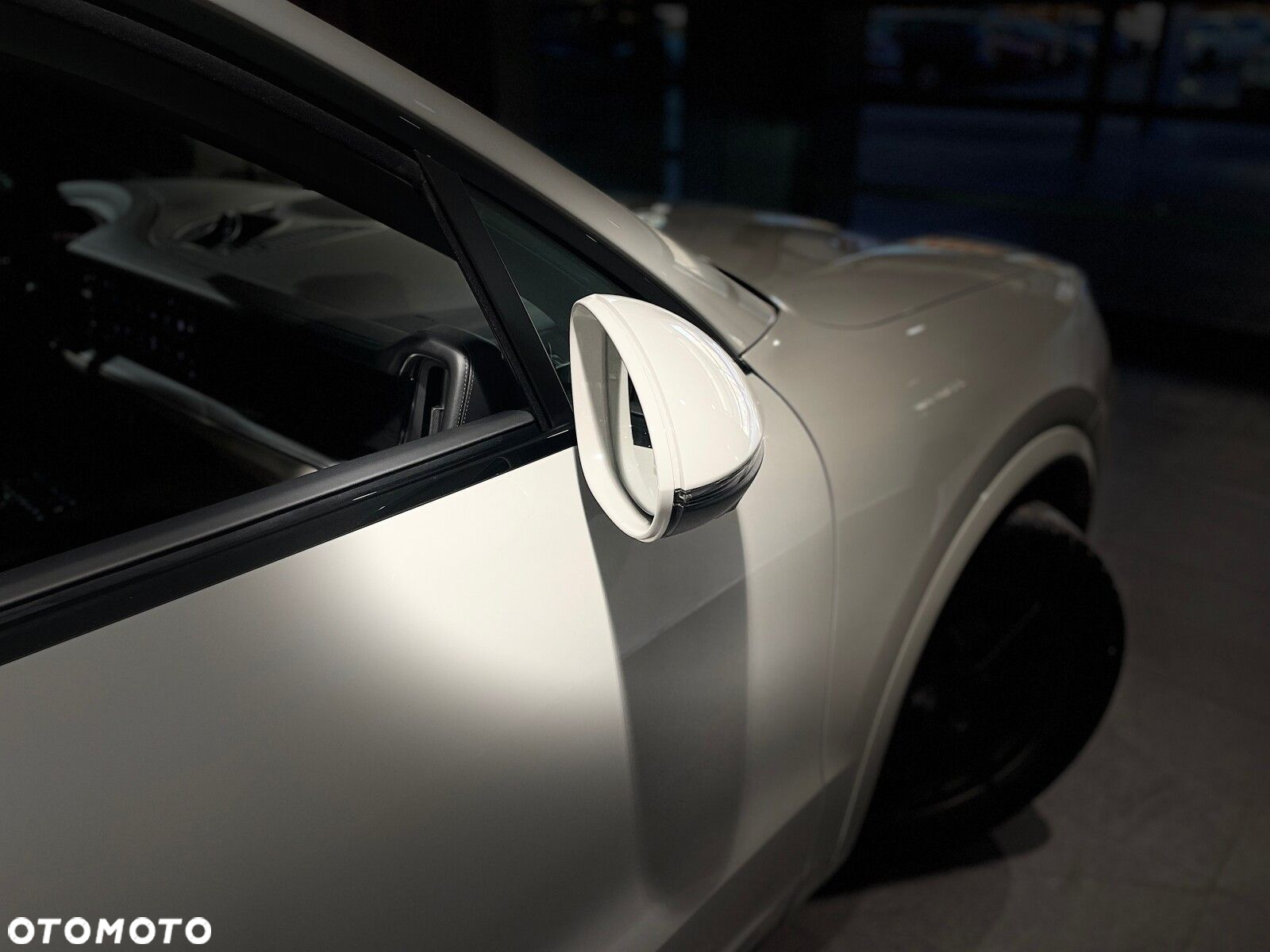 Porsche Cayenne - 16