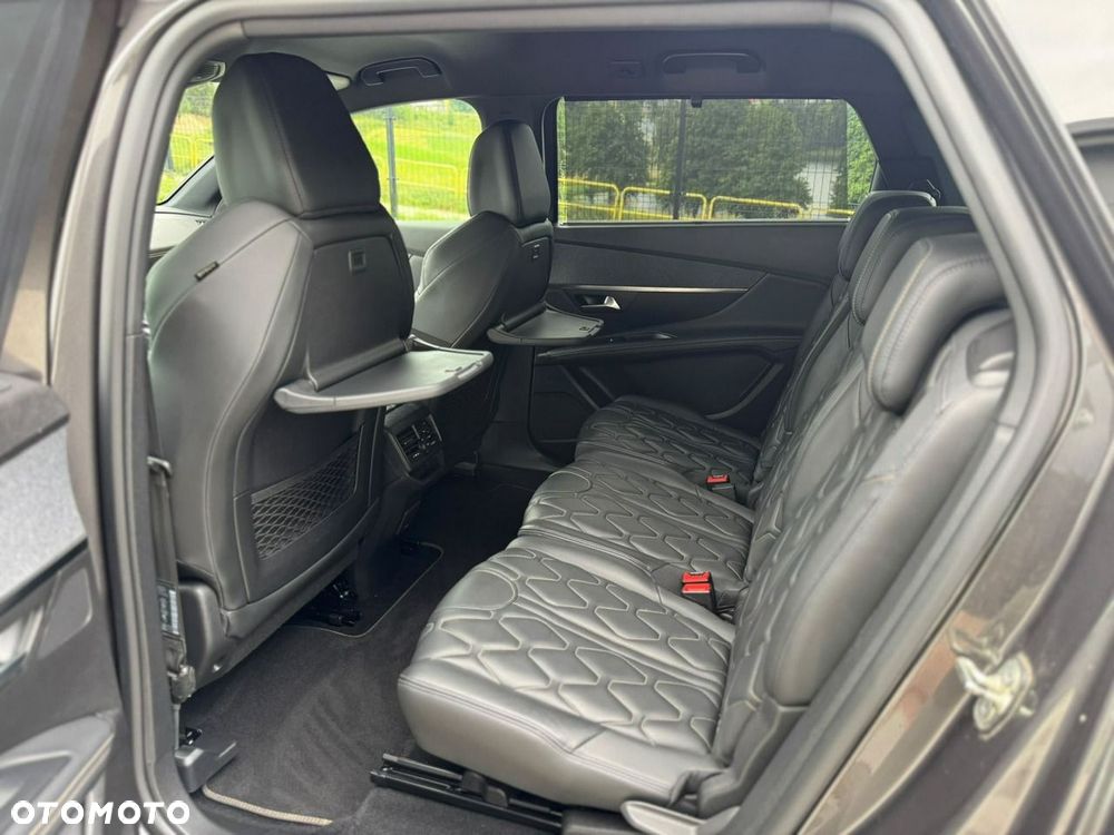 Peugeot 5008 - 23