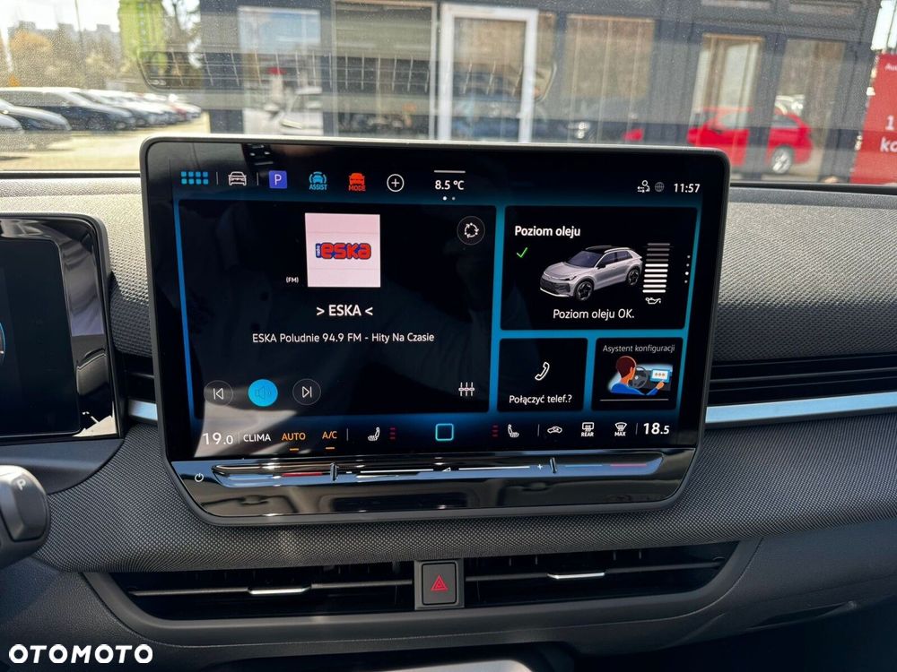 Volkswagen T-Roc 1.5 eTSI Life DSG - 21