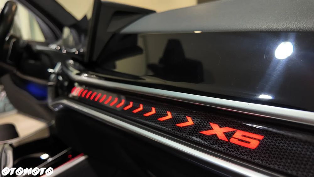 BMW X5 xDrive30d - 39