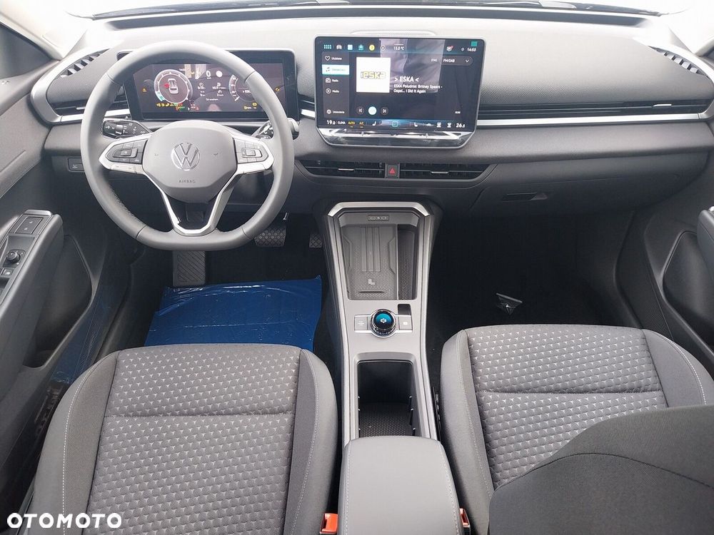 Volkswagen T-Roc - 16