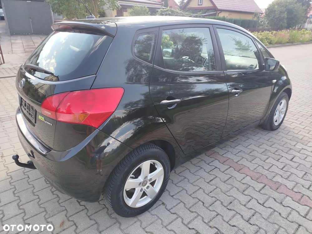 Kia Venga 1.4 CVVT Fifa World Cup Edition - 6