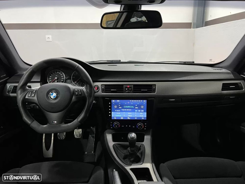 BMW 320 d Coupe Edição M - 12