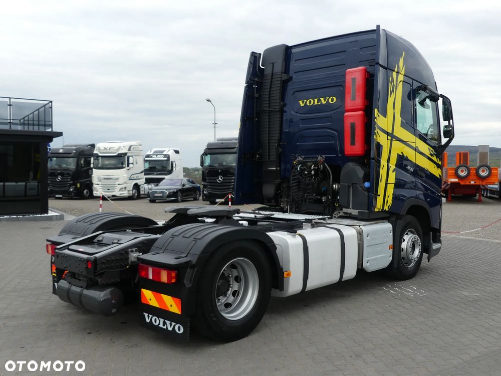 Volvo FH4 460 / EURO 6 / AUTOMAT / PEŁNY ADR / KLIMATYZACJA POSTOJOWA / - 8
