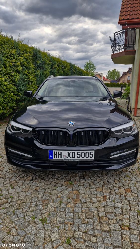 BMW Seria 5 520d Luxury Line sport - 9