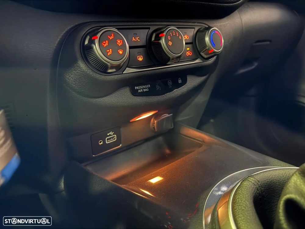 Nissan Juke 1.0 DIG-T N-Connecta NAV. - 23