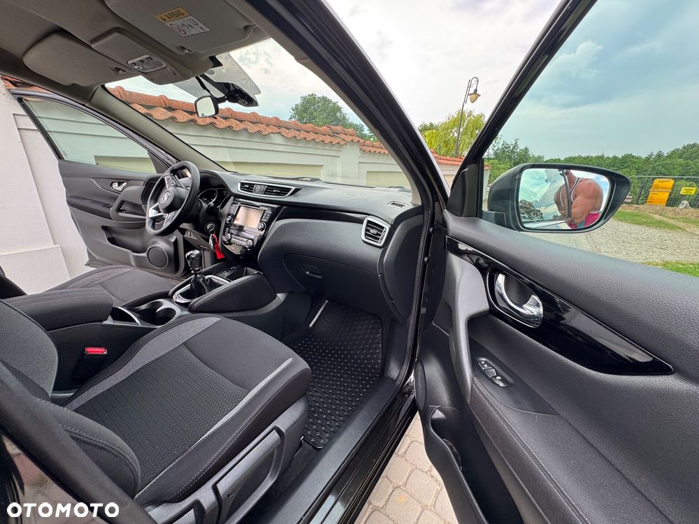 Nissan Qashqai - 32
