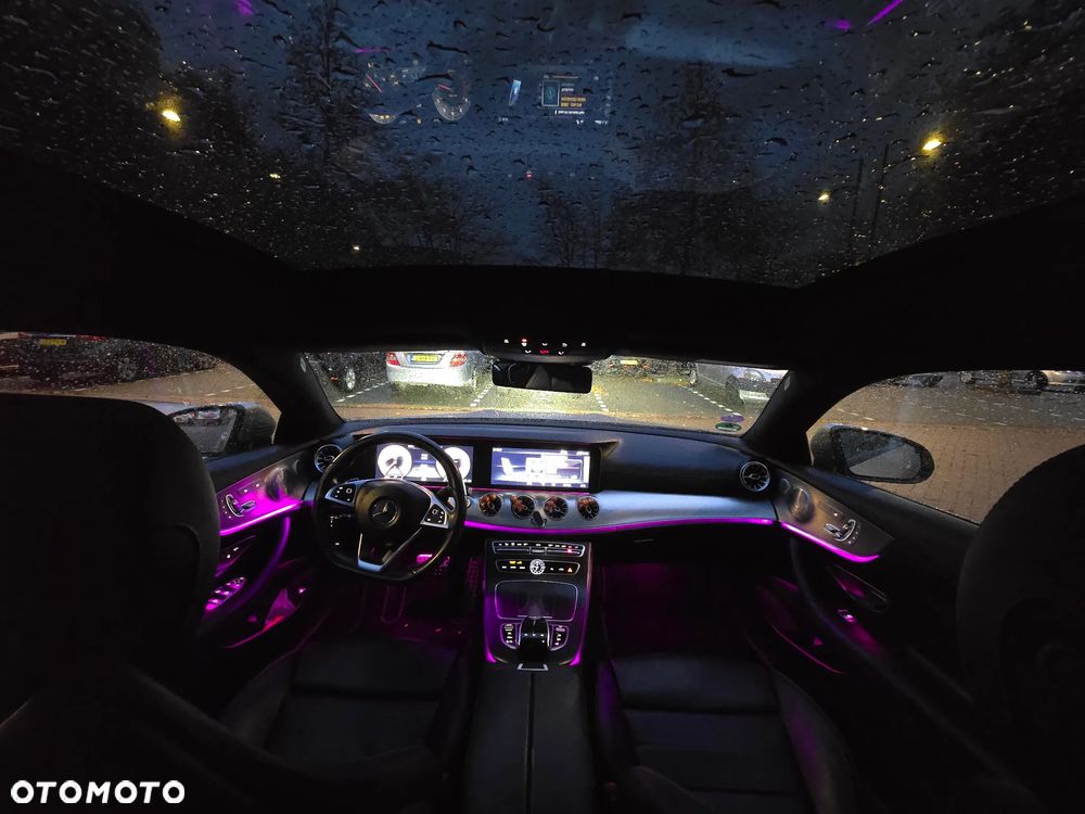 Mercedes-Benz Klasa E 200 Coupe 9G-TRONIC AMG Line - 32