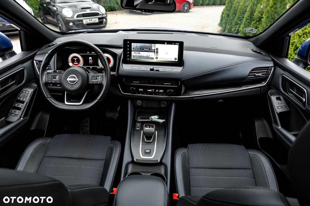 Nissan Qashqai 1.3 DIG-T Tekna DCT - 26