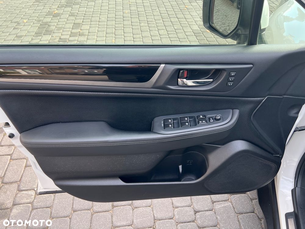 Subaru Outback - 18