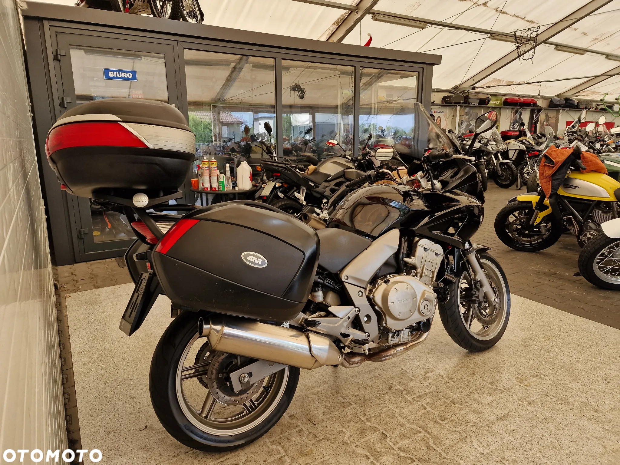 Honda CBF - 17