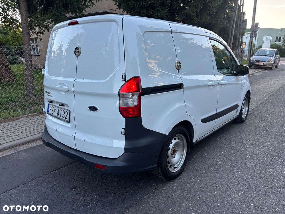 Ford Transit Courier - 5