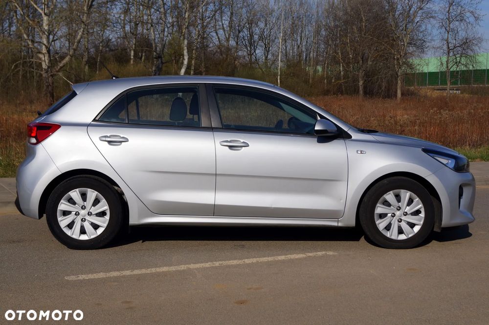 Kia Rio 1.2 L Business Line - 9