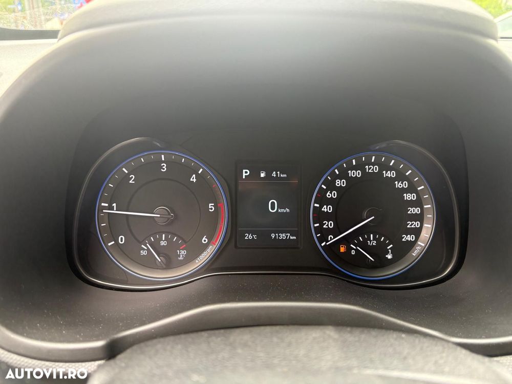 Hyundai KONA 1.6 CRDi 4WD 7DCT Luxury - 9