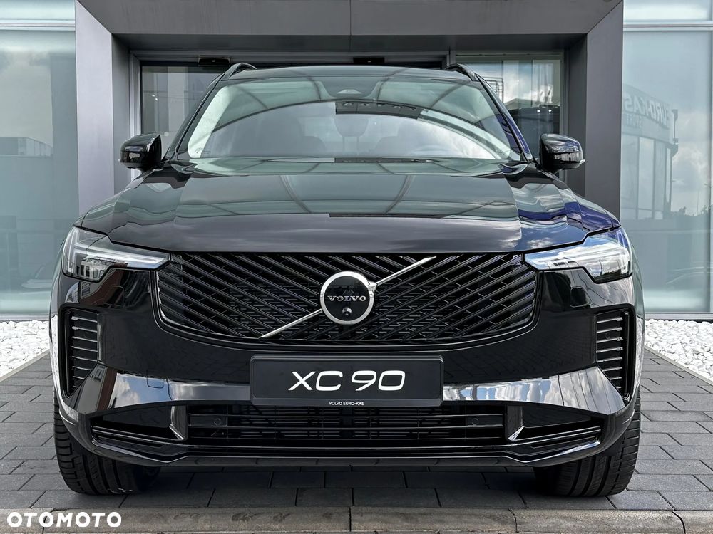 Volvo XC 90 B5 B AWD Plus Dark - 4