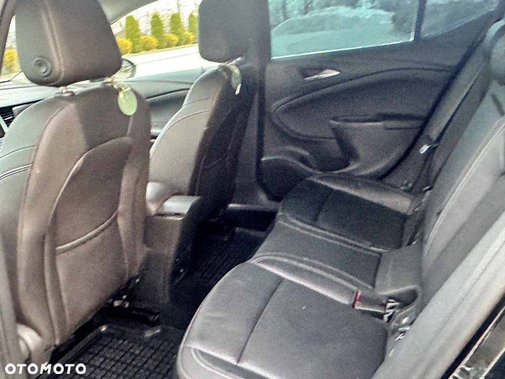 Opel Astra 1.6 D Start/Stop Active - 12