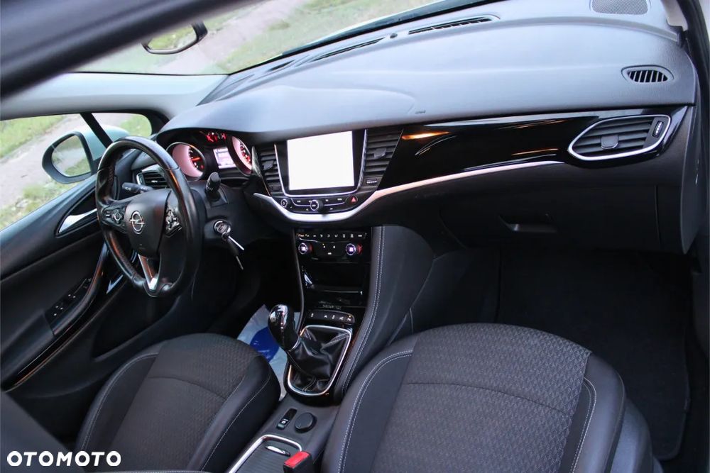 Opel Astra 1.4 Turbo Start/Stop Innovation - 17