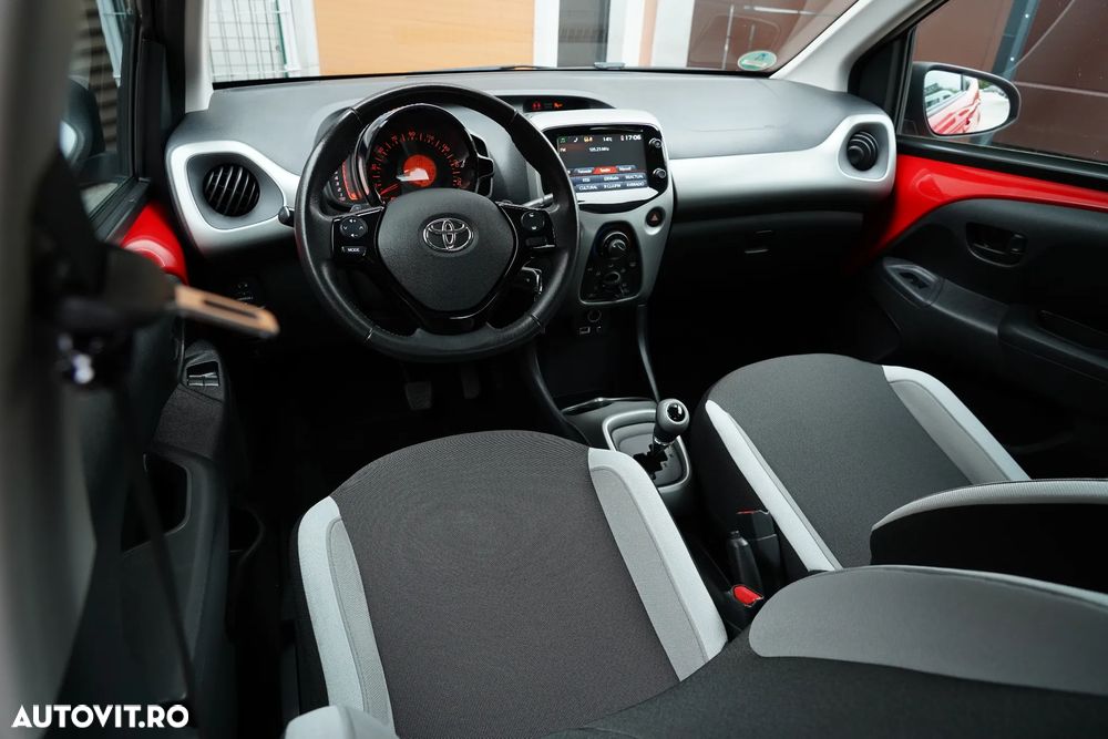 Toyota Aygo 1.0 MultiMode X - play - 10
