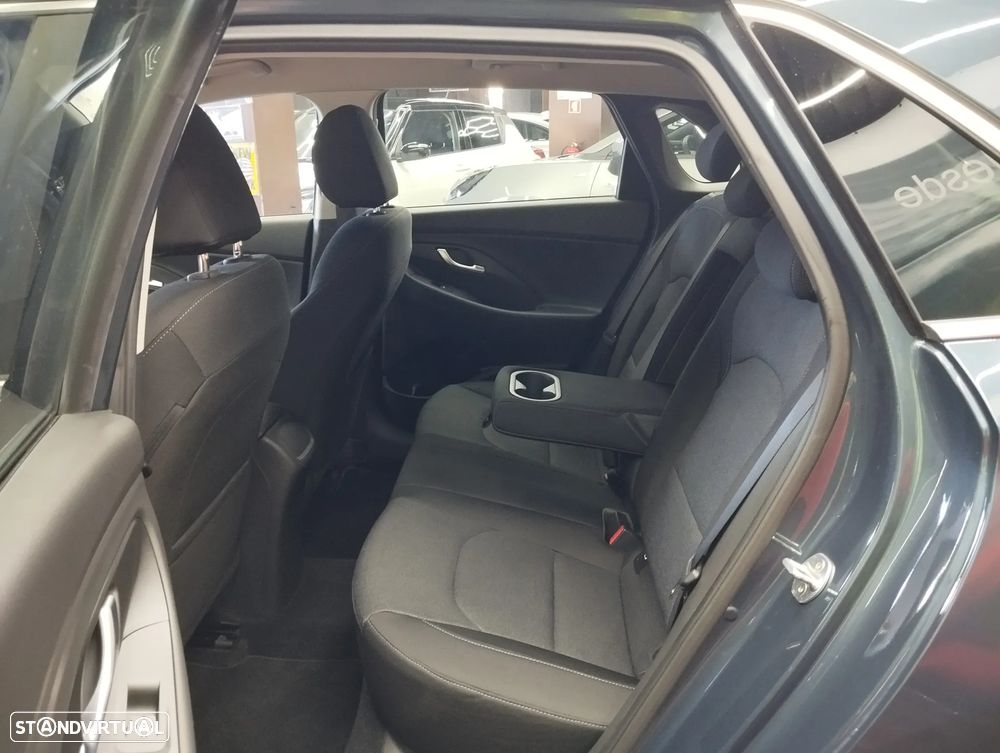 Hyundai i30 1.6 CRDI STyle - 13