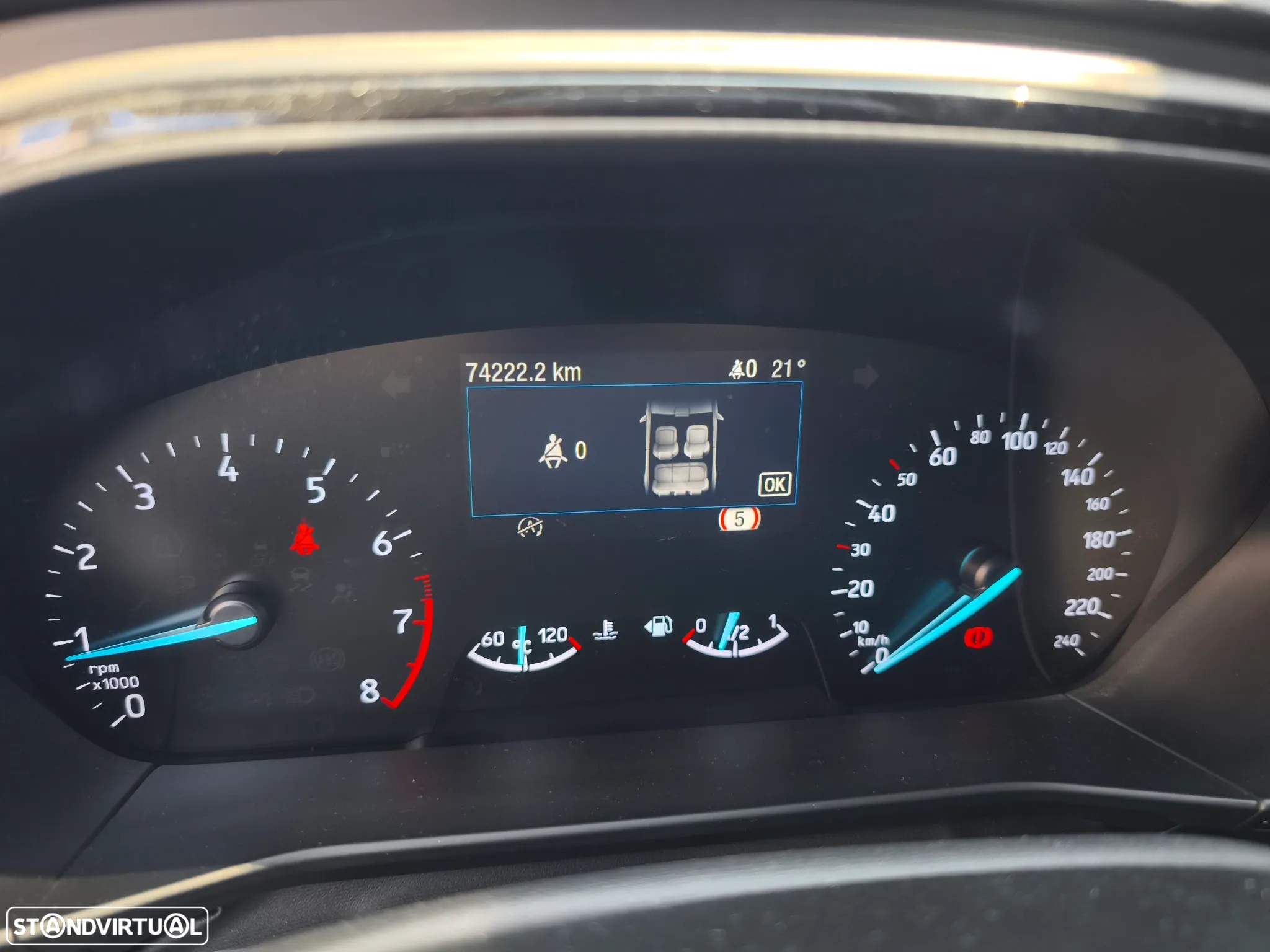 Ford Focus SW 1.0 EcoBoost ST-Line - 14