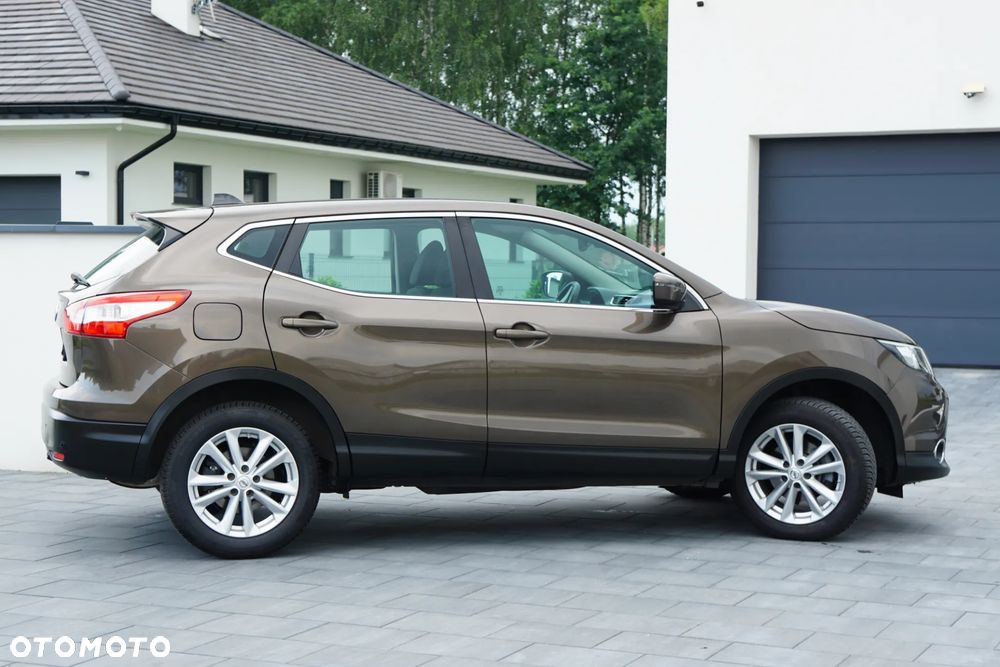 Nissan Qashqai - 10