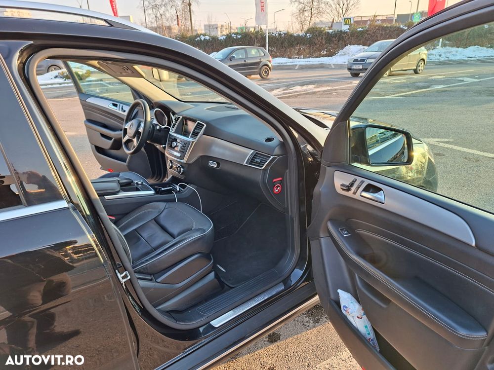 Mercedes-Benz ML - 11