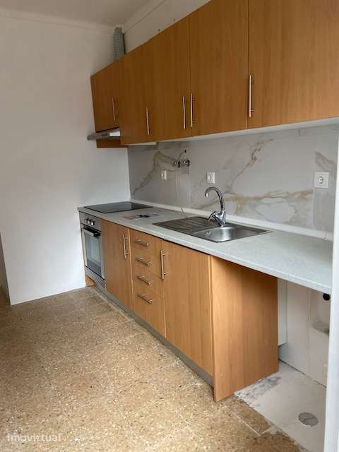 T1 Remodelado na Quinta da Lomba - Grande imagem: 4/12
