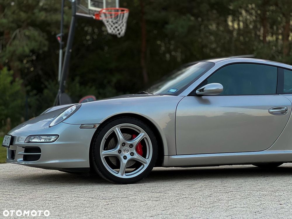 Porsche 911 Carrera 4 S - 3