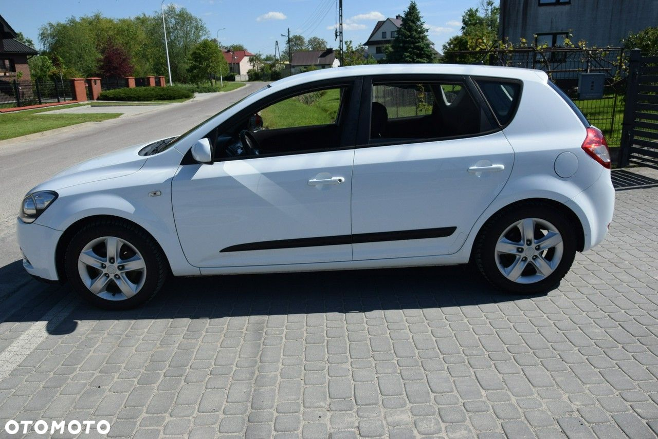 Kia Ceed 1.4 CVVT Spirit - 6