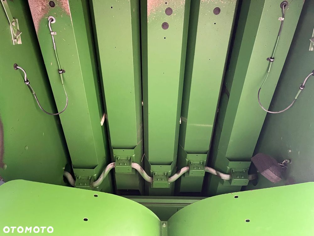 John Deere 2256 - 12