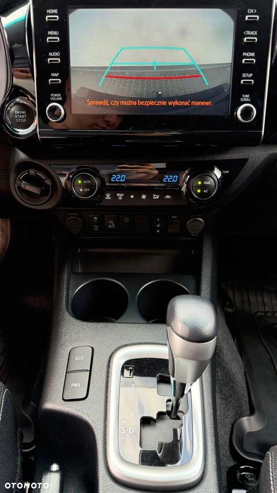 Toyota Hilux 2.8 D-4D Double Cab SR5 4x4 - 10