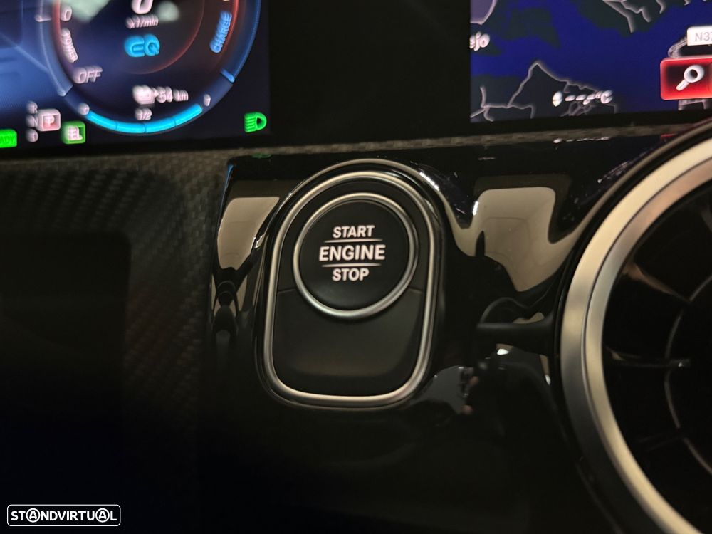 Mercedes-Benz A 250 Limousine e 8G-DCT AMG Line - 22