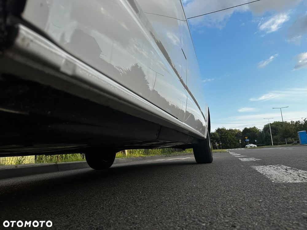 Volkswagen Transporter T6.1 Long Izoterma - 33