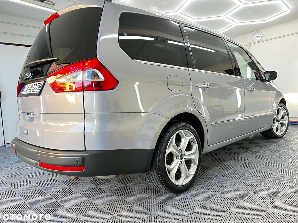 Ford Galaxy 2.2 TDCi DPF Titanium - 9
