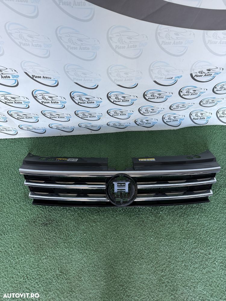 Grila originala centrala radiator vw volkswagen Tiguan dupa 2016 - 6